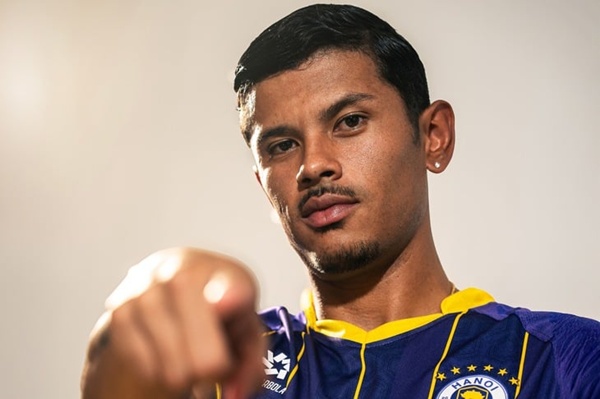 Thông Tin Về Hợp Đồng Với Adriel Tadeu Ferreira da Silva