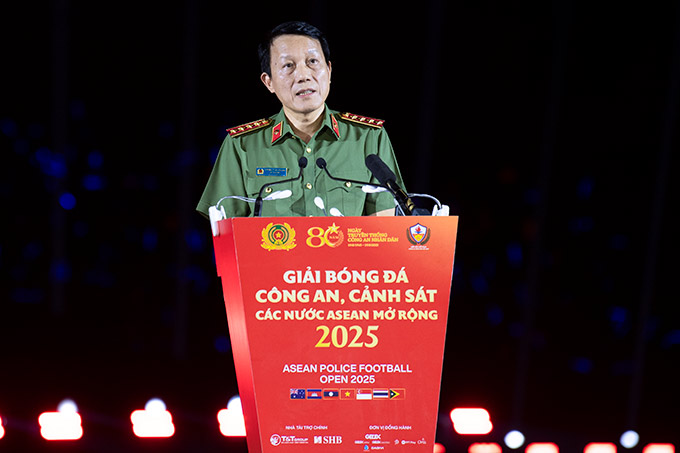 Đối tác quốc tế trong giải đấu